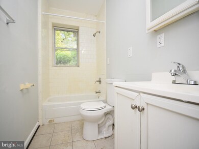 823 Cator Ave, Baltimore, MD 21218 - photo 5