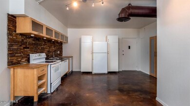 7 Spacious Kitchen