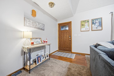 539 Scioto Meadows Blvd, Grove City, OH 43123 - photo 5