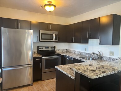 21 Hobart Ln, Rockland, MA 02370 - photo 5