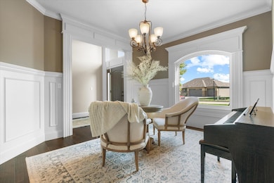 02-Interior camera 4719 Valhalla Court-9