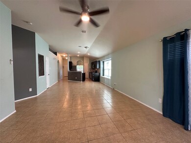8515 Gander Bayshore Ln, Houston, TX 77040 - photo 4