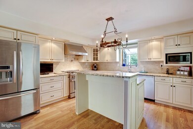 20 Windsor Cir, Ambler, PA 19002 - photo 5