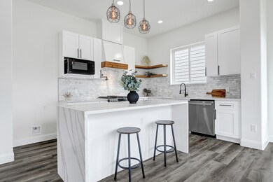 2104 Bringhurst St, Houston, TX 77026 - photo 7