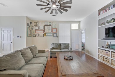 1020 Elm Dr, Providence Village, TX 76227 - photo 7