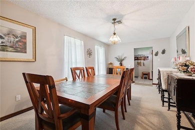 Dining room.