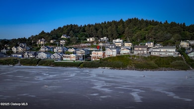 1880 Pacific St, Cannon Beach, OR 97110 - photo 4