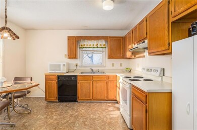 Eat-in kitchen.