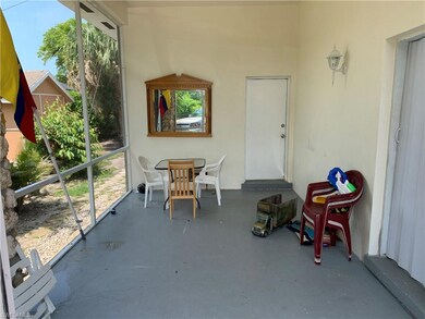 3923 14th St N, Naples, FL 34103 - photo 4