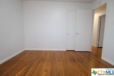 413 Oak St, Copperas Cove, TX 76522 - photo 7