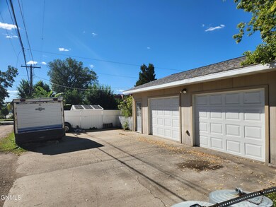 double garage 2 for 509 10th