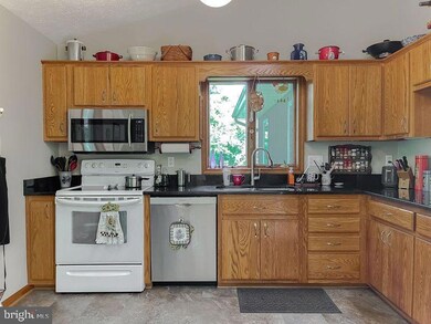 41396 Richneck Ct, Mechanicsville, MD 20659 - photo 5