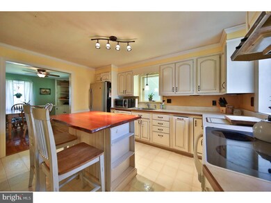 952 Cybus Way, Southampton, PA 18966 - photo 5