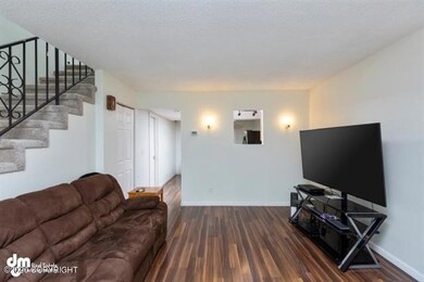 21-Living Room MS_9351