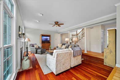 4252 Colton Cir, Naperville, IL 60564 - photo 7