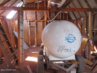 66 Sunny Acres Way, Ash Fork, AZ 86320 - photo 7