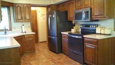 3421 Springbrook Ln, Lansing, MI 48917 - photo 2