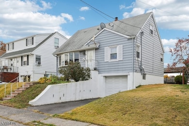 18 Scher Place, Passaic, NJ 07055 - photo 3