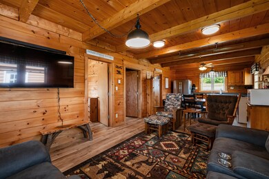 20 Kingfield Rd unit 2, Pittsburg, NH 03592 - photo 3