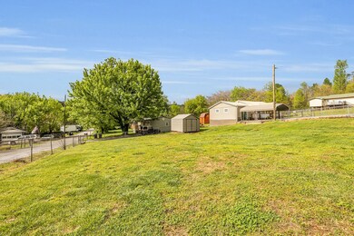 104 Poplar St, Rossville, GA 30741 - photo 3