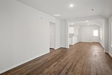 1712 Luke St, Ennis, TX 75119 - photo 5