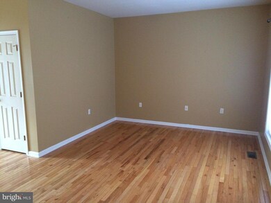 1962 Ashley Dr, Chambersburg, PA 17201 - photo 3