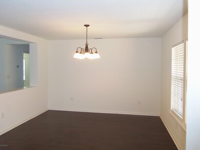 2419 Eisner Dr, Jacksonville, FL 32218 - photo 6