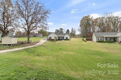 196 Watering Trough Rd, Statesville, NC 28677 - photo 3