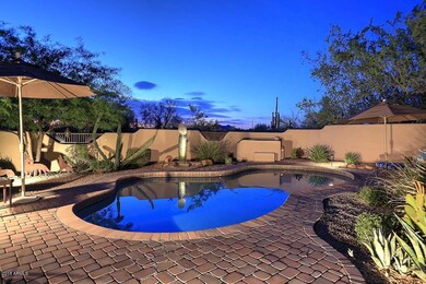 Night-Pool
