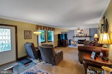 313 Heritage Rd, Sewell, NJ 08080 - photo 2