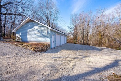 TABLE ROCK LAKE HOME ACREAGE