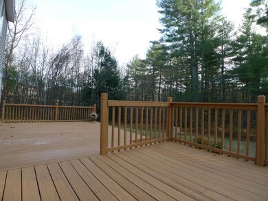 28 Doe Farm Ln, Newmarket, NH 03857 - photo 5