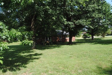 260 Jo Dr, Danville, KY 40422 - photo 6