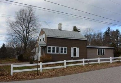 44 Lowell St, Rochester, NH 03867 - photo 3