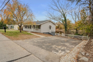 6 Arrowhead Dr, Ledyard, CT 06339 - photo 3