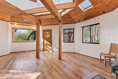 9647 Wagner Creek Road, Talent, OR 97540