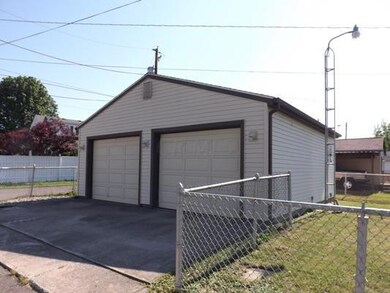 332 W Angle Ave, Logan, OH 43138 - photo 4