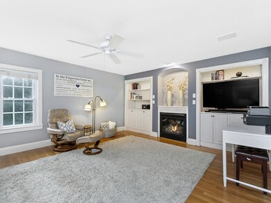 225 Raymond Rd, Sudbury, MA 01776 - photo 5