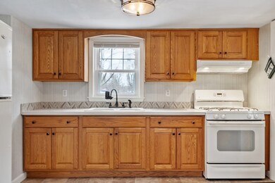 28 Birch Ave, Methuen, MA 01844 - photo 7