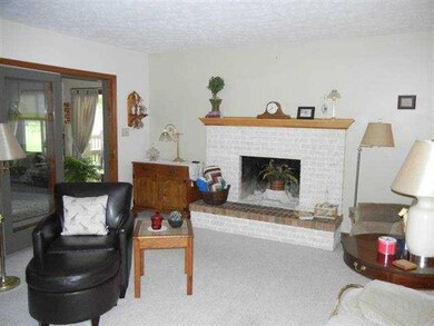 1303 Windmill Dr, Lafayette, IN 47909 - photo 3