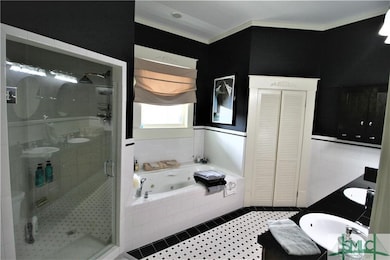 15 W 37th St, Savannah, GA 31401 - photo 3