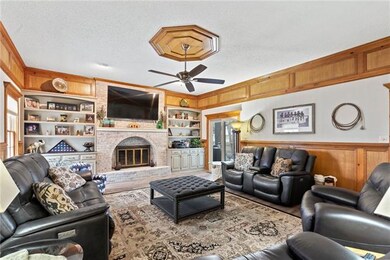 LARGE Living Room