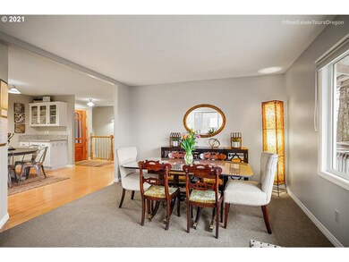 673 Marylhurst Dr, West Linn, OR 97068 - photo 6