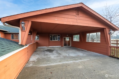 16224 Reichel Rd SE, Rainier, WA 98576 - photo 6