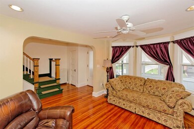 23 Osborne Rd, Albany, NY 12205 - photo 4