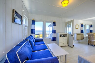 16 Pierce Ave, Oak Bluffs, MA 02557 - photo 7