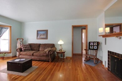 1111 Dorroll St NE, Grand Rapids, MI 49505 - photo 4