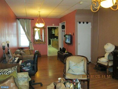 526 Moss St, Reading, PA 19604 - photo 3