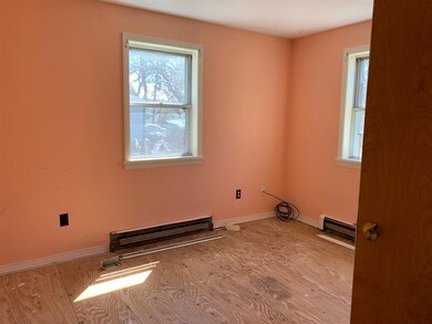 59 Hazen St, White River Junction, VT 05001 - photo 5