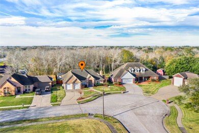 2310 Troon Dr, Alvin, TX 77511 - photo 2